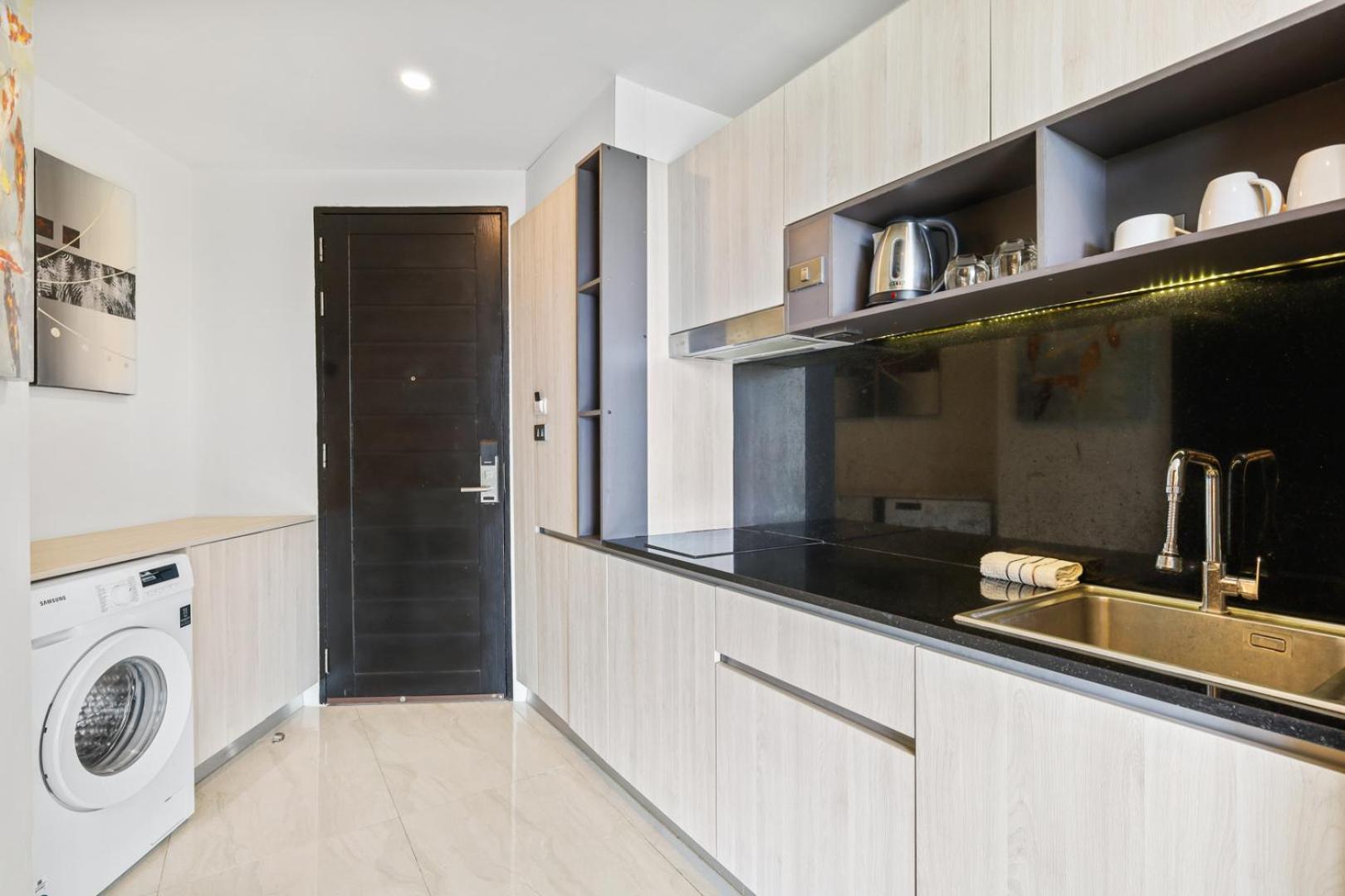 Oceana Sea View Apartments - 카말라 비치 외부 사진